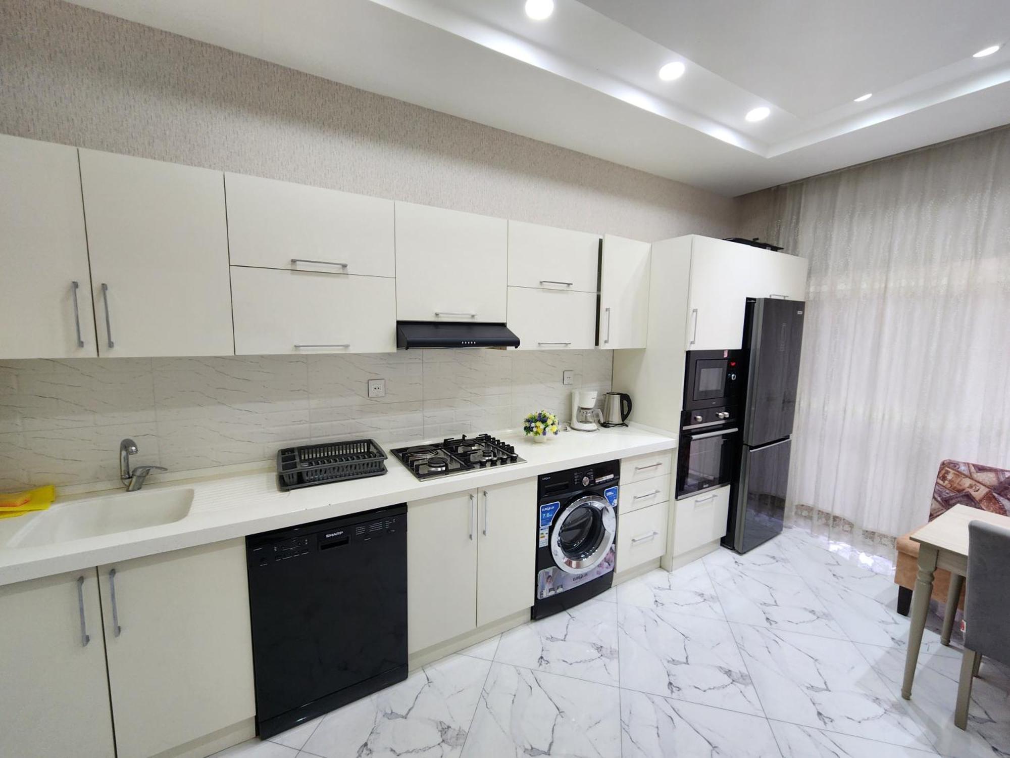 Park Azure Best Apartment Bakoe Buitenkant foto